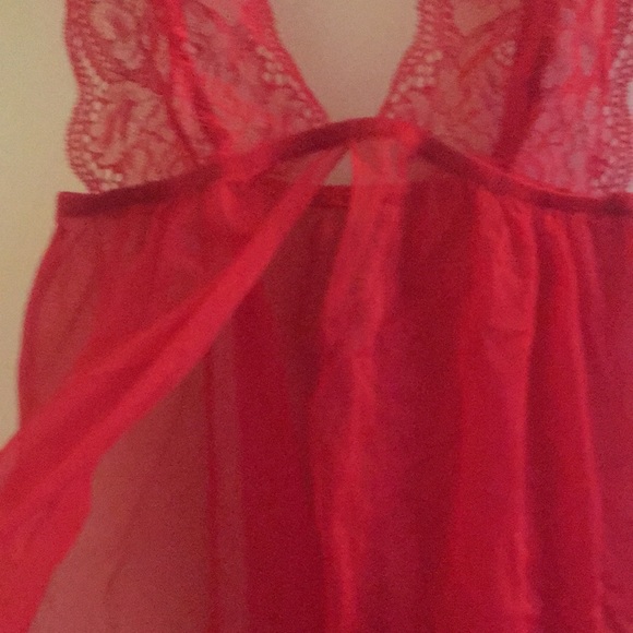 EUC La Senza Lace Plunge Neck Chemise Lingerie Top - Picture 3 of 9